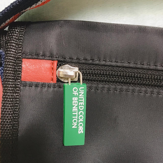 BENETTON - ベネトン バッグの通販 by かえる( ˊ̱˂˃ˋ̱ )'s shop BENETTON - ベネトン バッグの通販 by かえる( ˊ̱˂˃ˋ̱ )'s shop