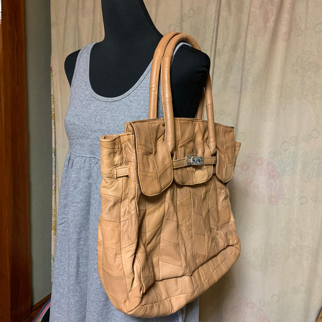 ROSE BUD(ローズバッド)のバーキン型のリアルレザーバック♡ レディースのバッグ(ショルダーバッグ)の商品写真