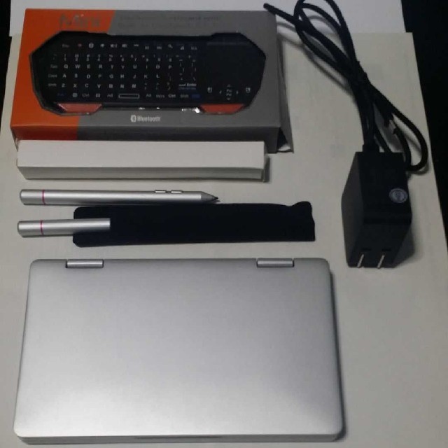 One netbook one mix2s