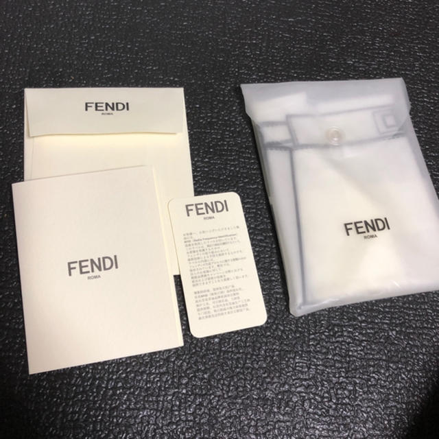 FENDI(フェンディ)のフェンティピーカブー レディースのバッグ(ハンドバッグ)の商品写真