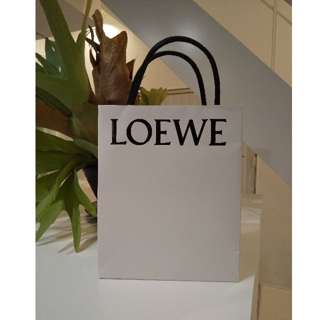 LOEWE(ロエベ)のおまけ付 LOEWE ショッパー レディースのバッグ(ショップ袋)の商品写真