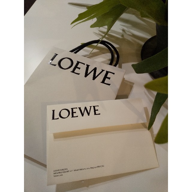 LOEWE(ロエベ)のおまけ付 LOEWE ショッパー レディースのバッグ(ショップ袋)の商品写真