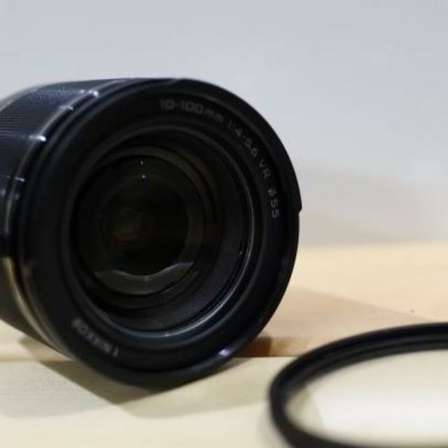 Nikon(ニコン)の【中古実用品】ニコン 1 NIKKOR VR 10-100mm f/4-5.6 スマホ/家電/カメラのカメラ(レンズ(ズーム))の商品写真