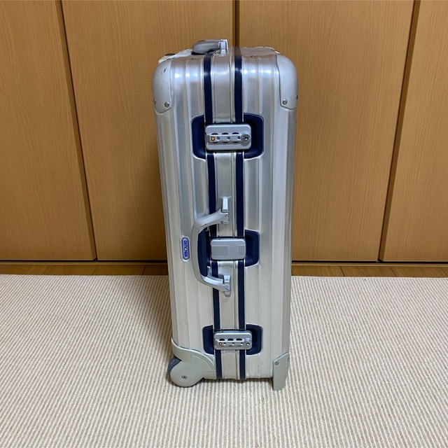 RIMOWA - 廃盤希少☆人気☆青ロゴ☆リモワ シルバーインテグラル 63L 2輪の通販 by ゆくりまたり｜リモワならラクマ