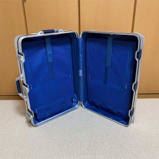 RIMOWA - 廃盤希少☆人気☆青ロゴ☆リモワ シルバーインテグラル 63L 2