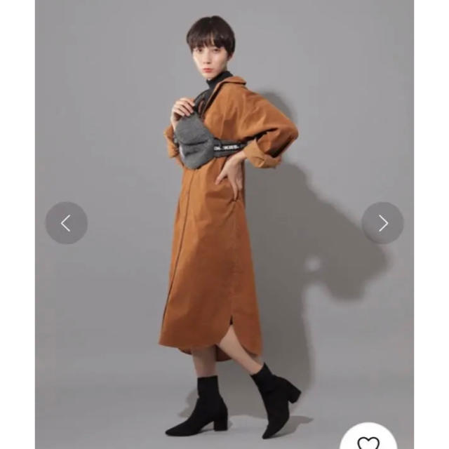 PAGEBOY(ページボーイ)の【週末限定お値下げ】PAGEBOY シャツ2点セット売り レディースのトップス(シャツ/ブラウス(長袖/七分))の商品写真