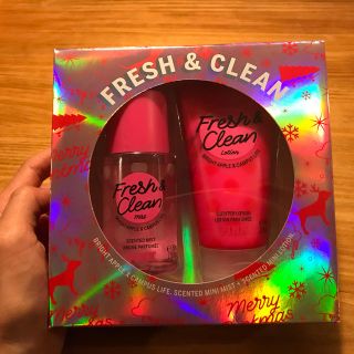 ヴィクトリアズシークレット(Victoria's Secret)のVICTORIA'S SECRET ボディミスト　ボディクリーム　セット(ボディローション/ミルク)