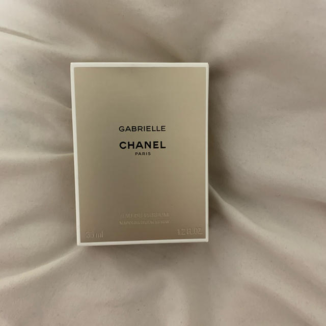 CHANEL(シャネル)のCHANEL ガブリエル　オードゥ　パルファム コスメ/美容の香水(香水(女性用))の商品写真