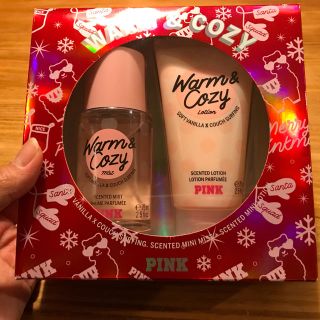 ヴィクトリアズシークレット(Victoria's Secret)のVICTORIA'S SECRET ボディミスト　ボディクリーム　セット(ボディクリーム)