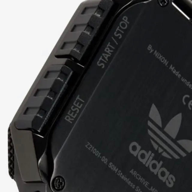 adidas(アディダス)のadidas 時計 MR2 メンズの時計(腕時計(デジタル))の商品写真