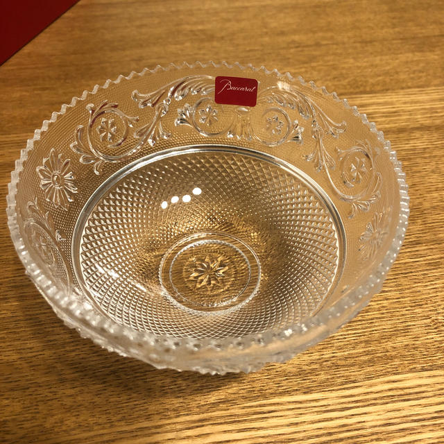 Baccarat(バカラ)の売り切り新品　バカラ　ガラス小皿 インテリア/住まい/日用品のキッチン/食器(食器)の商品写真