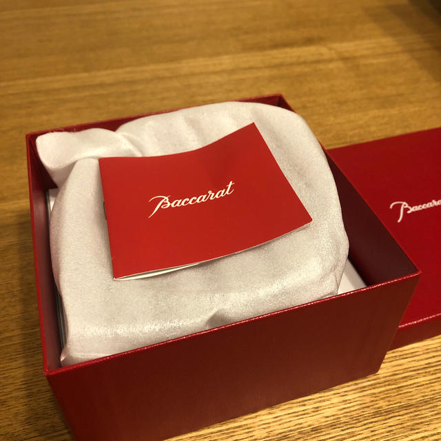 Baccarat(バカラ)の売り切り新品　バカラ　ガラス小皿 インテリア/住まい/日用品のキッチン/食器(食器)の商品写真