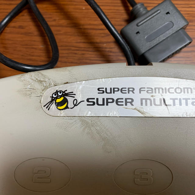 スーパーファミコン(スーパーファミコン)のスーパーファミコン　スーパーマルチタップ エンタメ/ホビーのゲームソフト/ゲーム機本体(その他)の商品写真