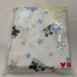 ディズニー(Disney)の★新品★UNIQLO おくるみ ベビーミッキー 白 (おくるみ/ブランケット)