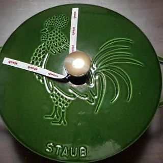 ストウブ(STAUB)のきよぽんさま専用  STAUB ストウブ 24 バジルグリーン♡(鍋/フライパン)