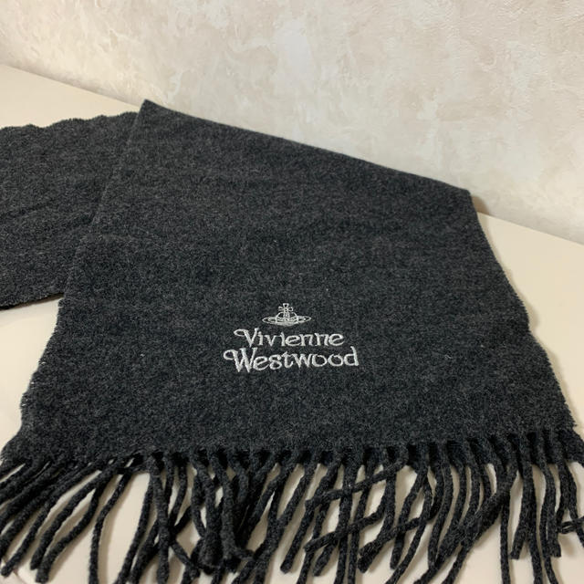 Vivienne Westwood(ヴィヴィアンウエストウッド)の【いまいち様専用】Vivienne Westwood マフラー レディースのファッション小物(マフラー/ショール)の商品写真