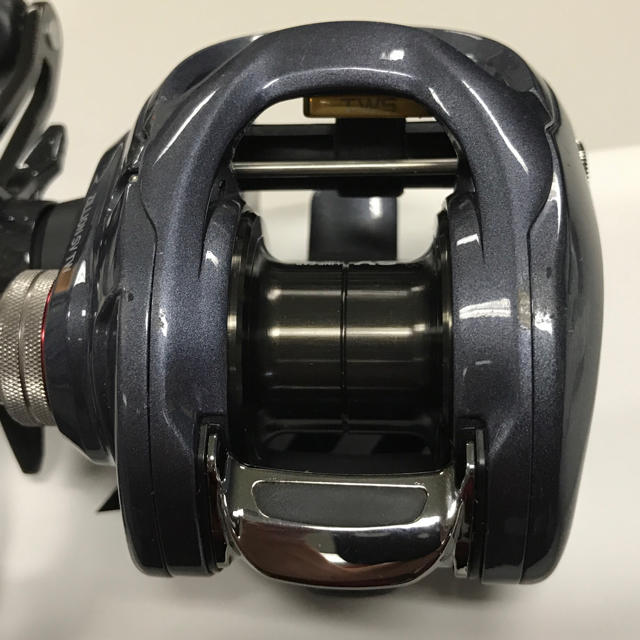 DAIWA(ダイワ)のジリオン sv tw  ハイギア　左巻き スポーツ/アウトドアのフィッシング(リール)の商品写真