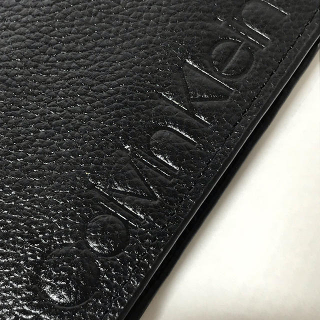 Calvin Klein(カルバンクライン)の送料込 正規店購入 新品カルバンクライン 高級本革 二つ折り財布 メンズのファッション小物(折り財布)の商品写真