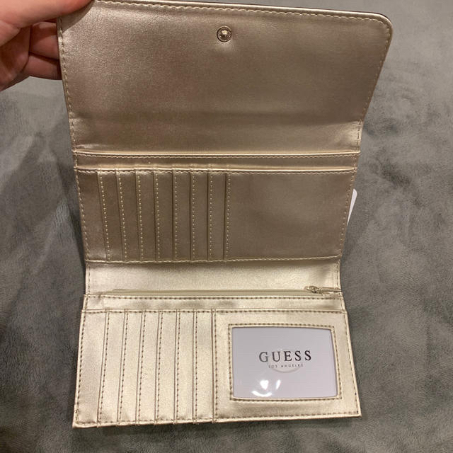 GUESS 三つ折り財布、バックセット