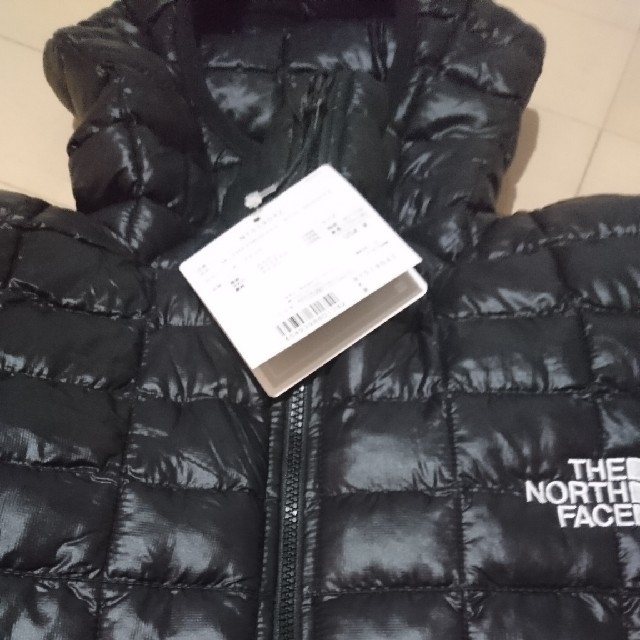 新品正規ノース フェイス THE NORTH FACE サーモボールフーディー