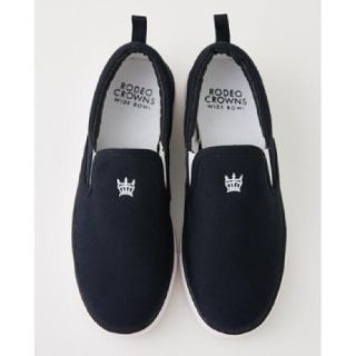 ロデオクラウンズ(RODEO CROWNS)のCROWNSスリッポン(BLK)(スニーカー)