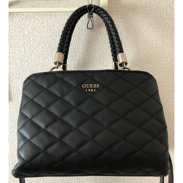 GUESS(ゲス)のGUESS バック レディースのバッグ(ハンドバッグ)の商品写真