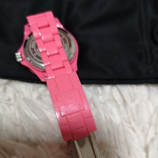 ice watch(アイスウォッチ)のice watch ピンクトシさま専用です。 レディースのファッション小物(腕時計)の商品写真