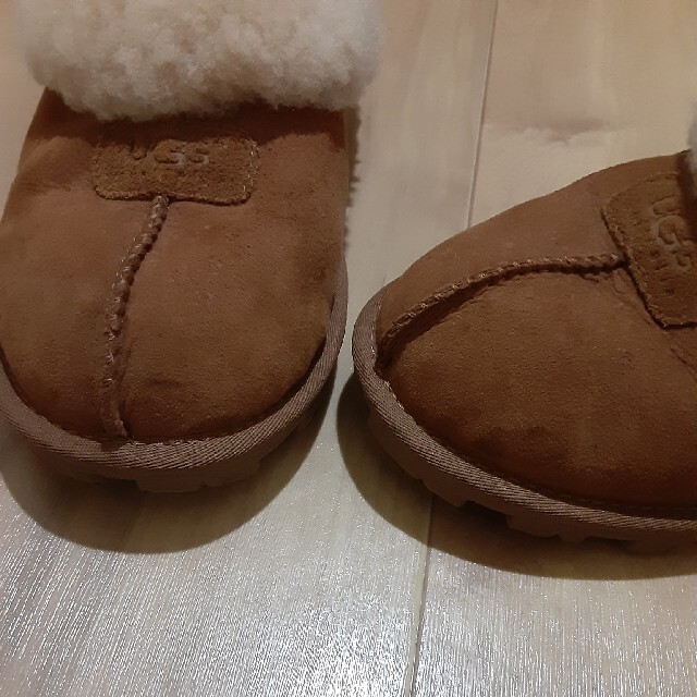 アグ UGG コケット スリッポン 23 - スリッポン/モカシン