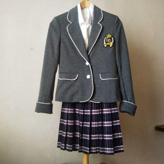 卒業式服　女の子　１５０サイズ(ドレス/フォーマル)