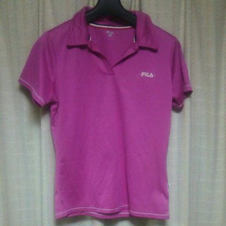 フィラ(FILA)のFILA ロゴ 半袖ポロシャツ Ｍサイズ 紫 スポーツ トレーニング レディース(ポロシャツ)