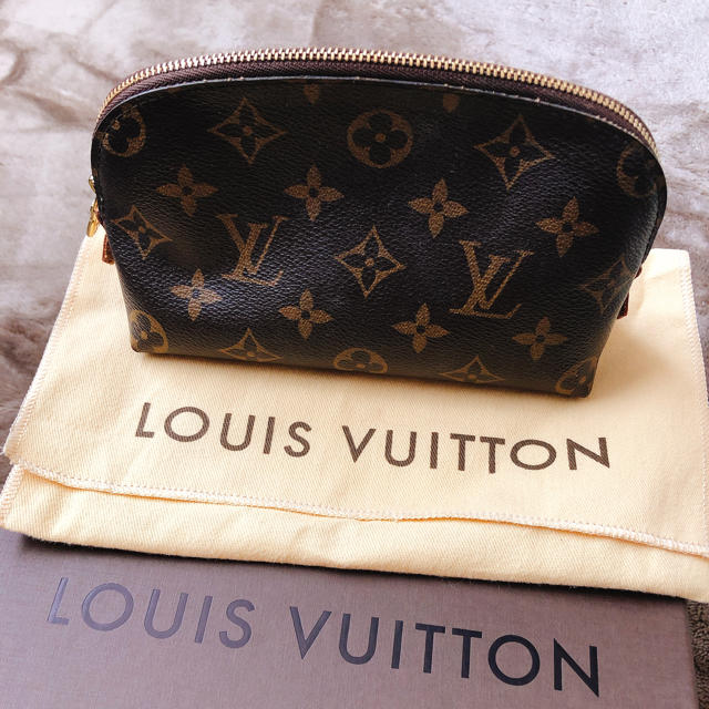 LOUIS VUITTON(ルイヴィトン)の専用　　ルイヴィトン　ポーチ　美品 レディースのファッション小物(ポーチ)の商品写真