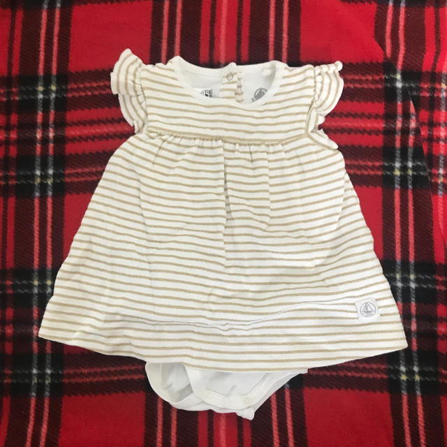 PETIT BATEAU(プチバトー)のロンパース★ キッズ/ベビー/マタニティのベビー服(~85cm)(ロンパース)の商品写真