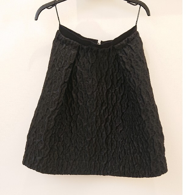 CARVEN(カルヴェン)のcarven スカート レディースのスカート(ひざ丈スカート)の商品写真