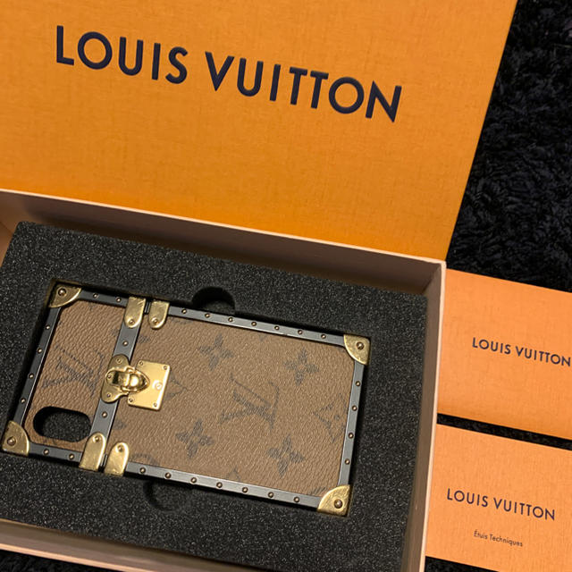 LOUIS VUITTON - 定価15万　LOUIS VUITTON iPhone X XS アイトランクの通販