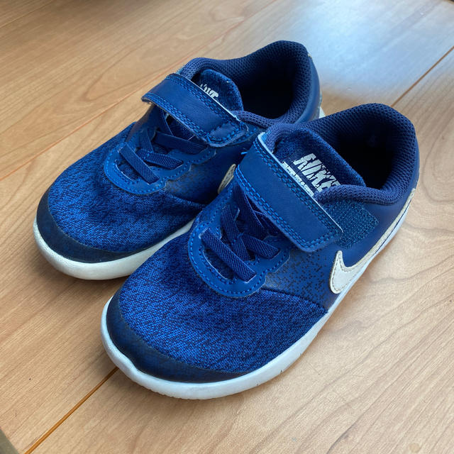 NIKE(ナイキ)のNIKE 17㌢☺︎ キッズ/ベビー/マタニティのキッズ靴/シューズ(15cm~)(スニーカー)の商品写真