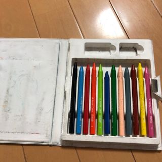 サクラ(SACRA)のクーピー12色セット(クレヨン/パステル)