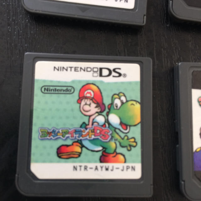 ニンテンドーDS(ニンテンドーDS)のヨッシーアイランドDSソフト エンタメ/ホビーのゲームソフト/ゲーム機本体(携帯用ゲームソフト)の商品写真