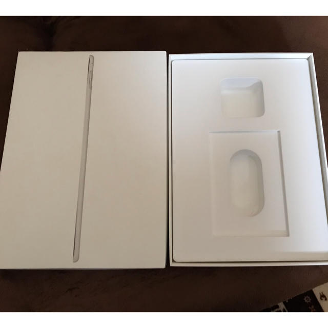 iPad(アイパッド)のiPad Air2 16gb 　simフリー　本体 スマホ/家電/カメラのPC/タブレット(タブレット)の商品写真