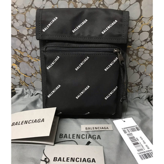 バレンシアガ(Balenciaga)のバレンシアガエクスプローラロゴポーチボディバッグ(ポーチ)
