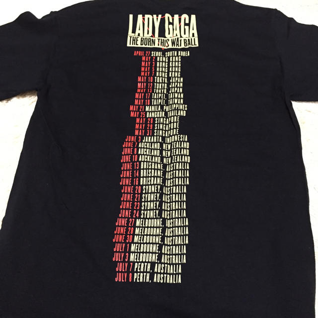 LADY GAGAライブツアーTシャツの通販 by miyuking's shop｜ラクマ