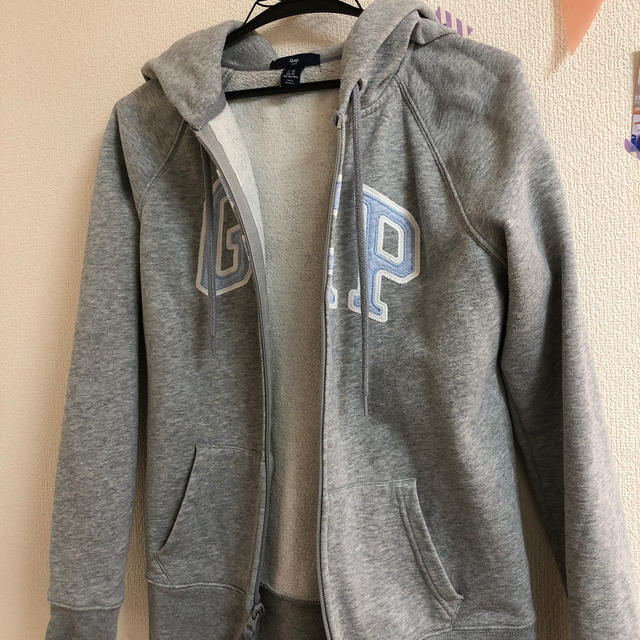 GAP(ギャップ)のパーカー レディースのトップス(パーカー)の商品写真