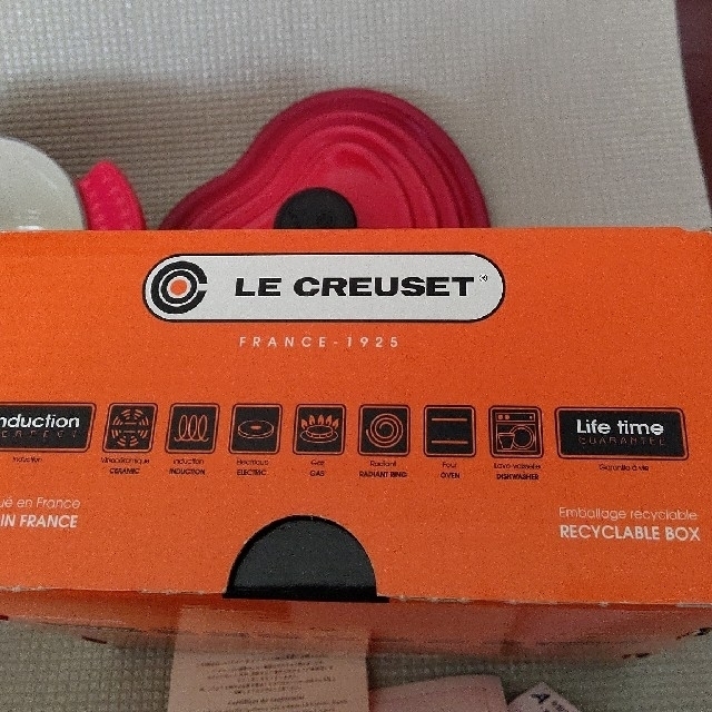 LE CREUSET(ルクルーゼ)のホーロー鍋 インテリア/住まい/日用品のキッチン/食器(鍋/フライパン)の商品写真