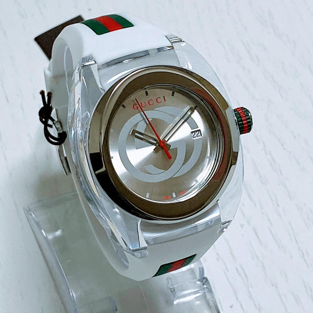 ◇海外限定品◇新品◇GUCCI SYNC XXL◇クォーツ 白 メンズ腕時計-