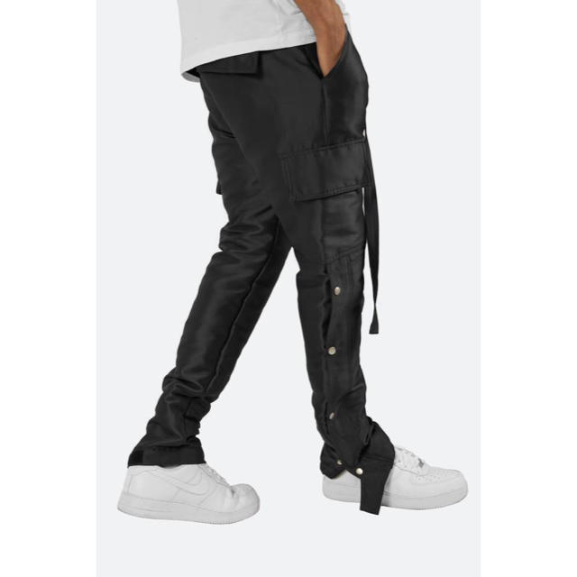 FEAR OF GOD(フィアオブゴッド)のmnml Snap Zipper Cargo Pants - Black メンズのパンツ(ワークパンツ/カーゴパンツ)の商品写真