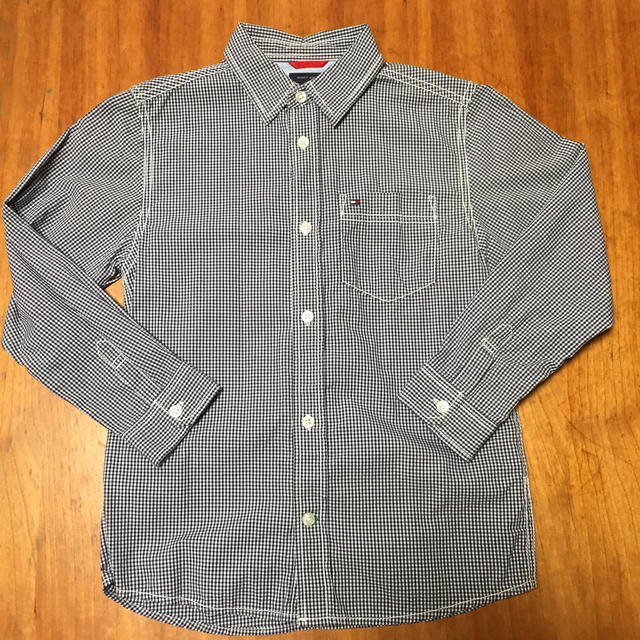 TOMMY HILFIGER(トミーヒルフィガー)のTOMYHILFIGERシャツ キッズ/ベビー/マタニティのキッズ服男の子用(90cm~)(ブラウス)の商品写真