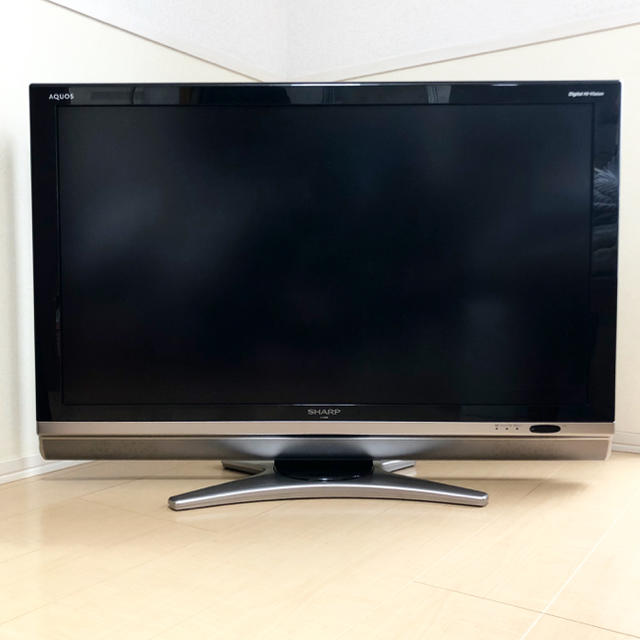 【送料無料】AQUOS／40型液晶テレビ (SHARP)