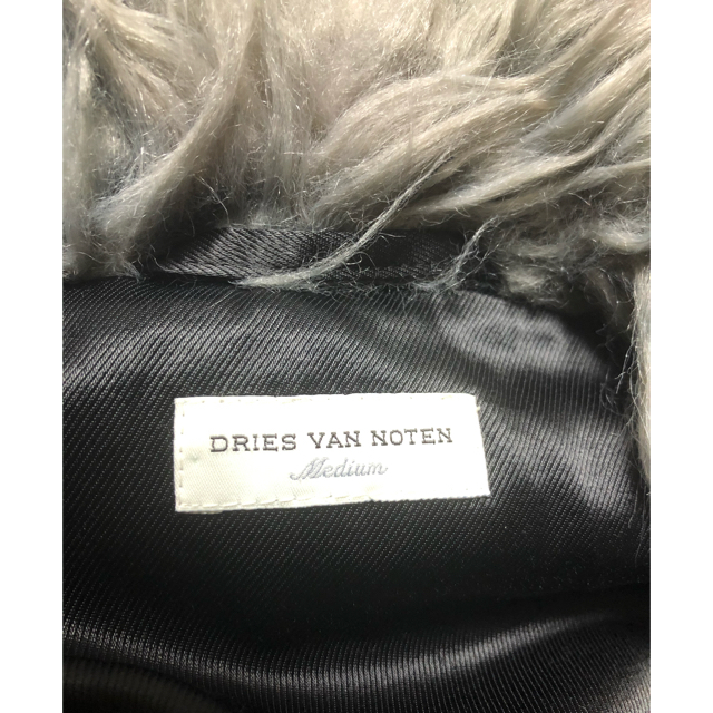 DRIES VAN NOTEN(ドリスヴァンノッテン)のDRIES VAN NOTEN ファー ジャケット コート レディースのジャケット/アウター(毛皮/ファーコート)の商品写真