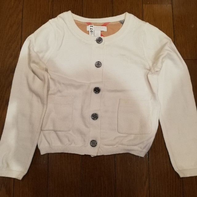 BURBERRY(バーバリー)のバーバリー　カーディガン キッズ/ベビー/マタニティのキッズ服女の子用(90cm~)(カーディガン)の商品写真