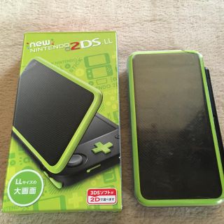 ニンテンドー2DS(ニンテンドー2DS)のNintendo ゲーム機本体 NEW ニンテンドー 2DS LL ブラック/ラ(携帯用ゲーム機本体)