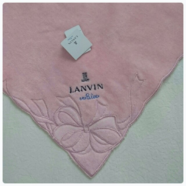 LANVIN en Bleu(ランバンオンブルー)のハンカチ レディースのファッション小物(ハンカチ)の商品写真